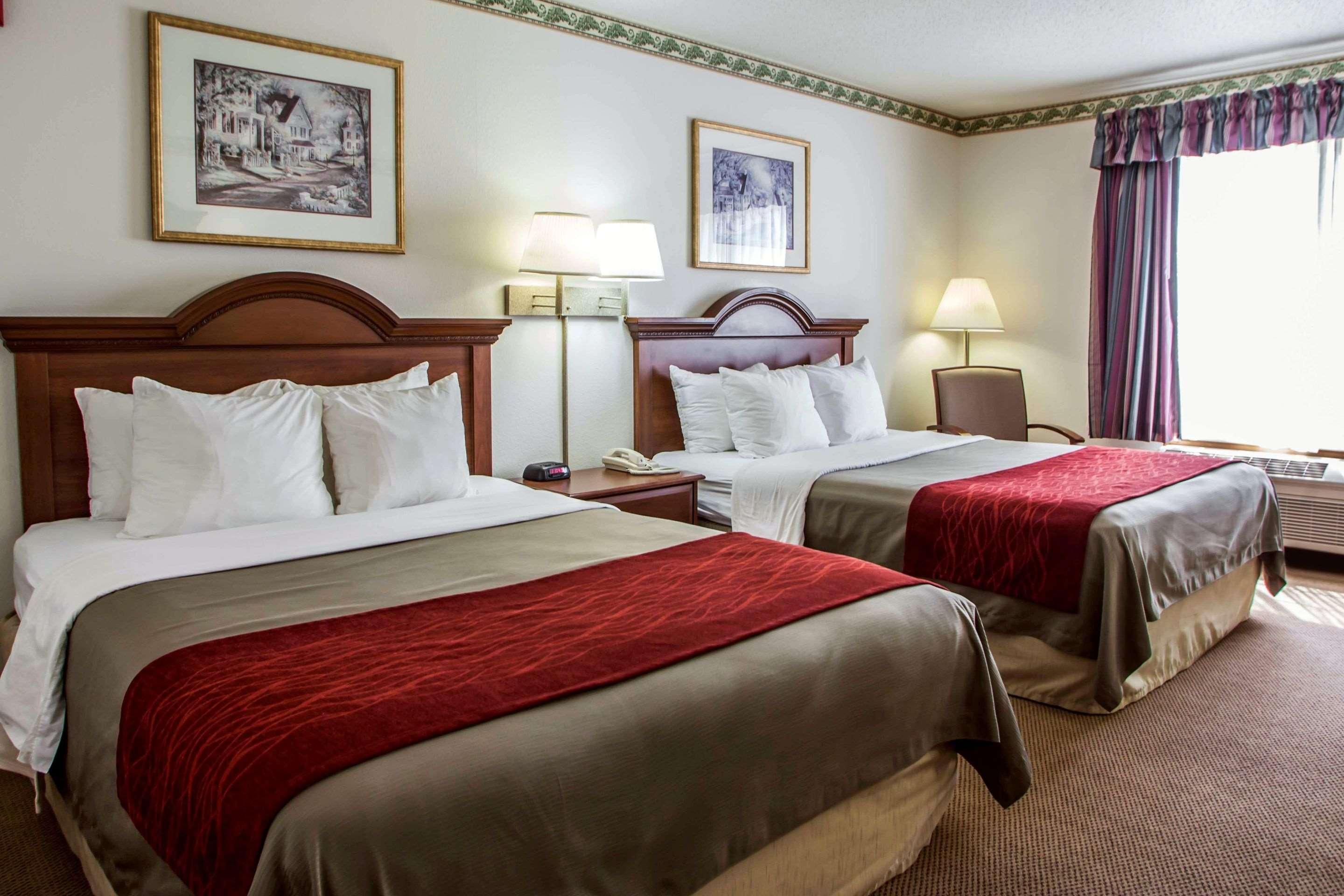 Comfort Inn & Suites Geneva- West Chicago Esterno foto