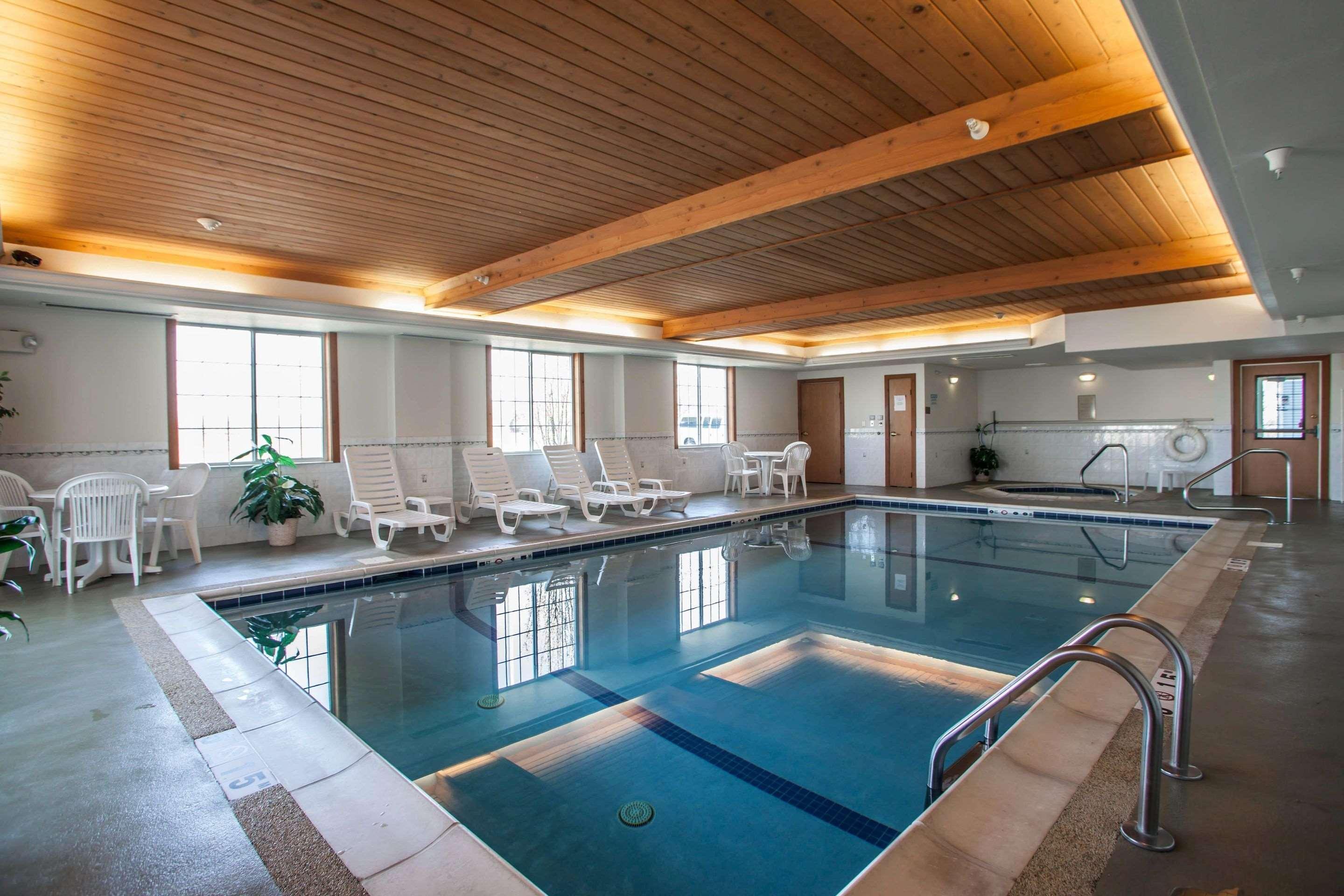 Comfort Inn & Suites Geneva- West Chicago Esterno foto