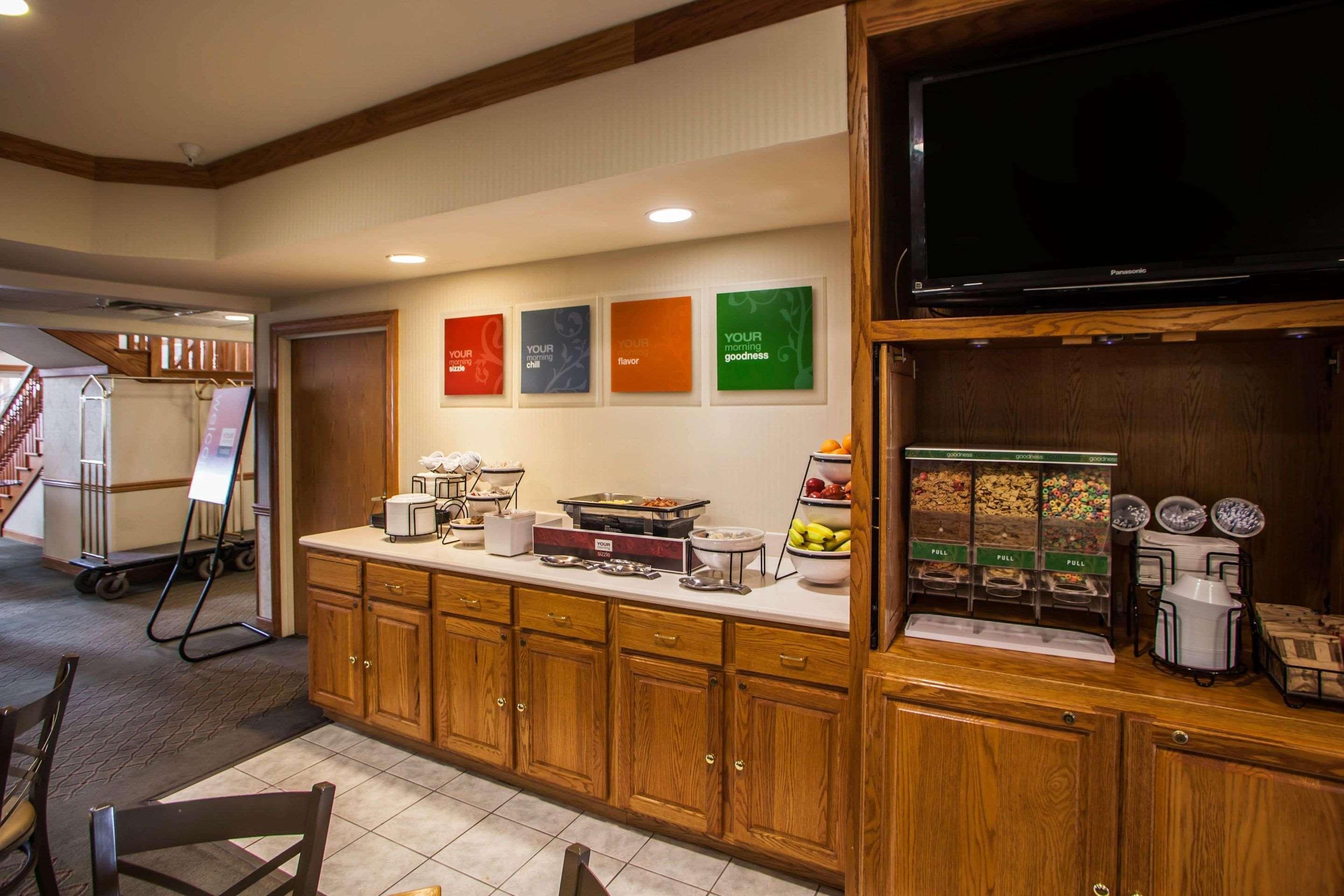 Comfort Inn & Suites Geneva- West Chicago Esterno foto