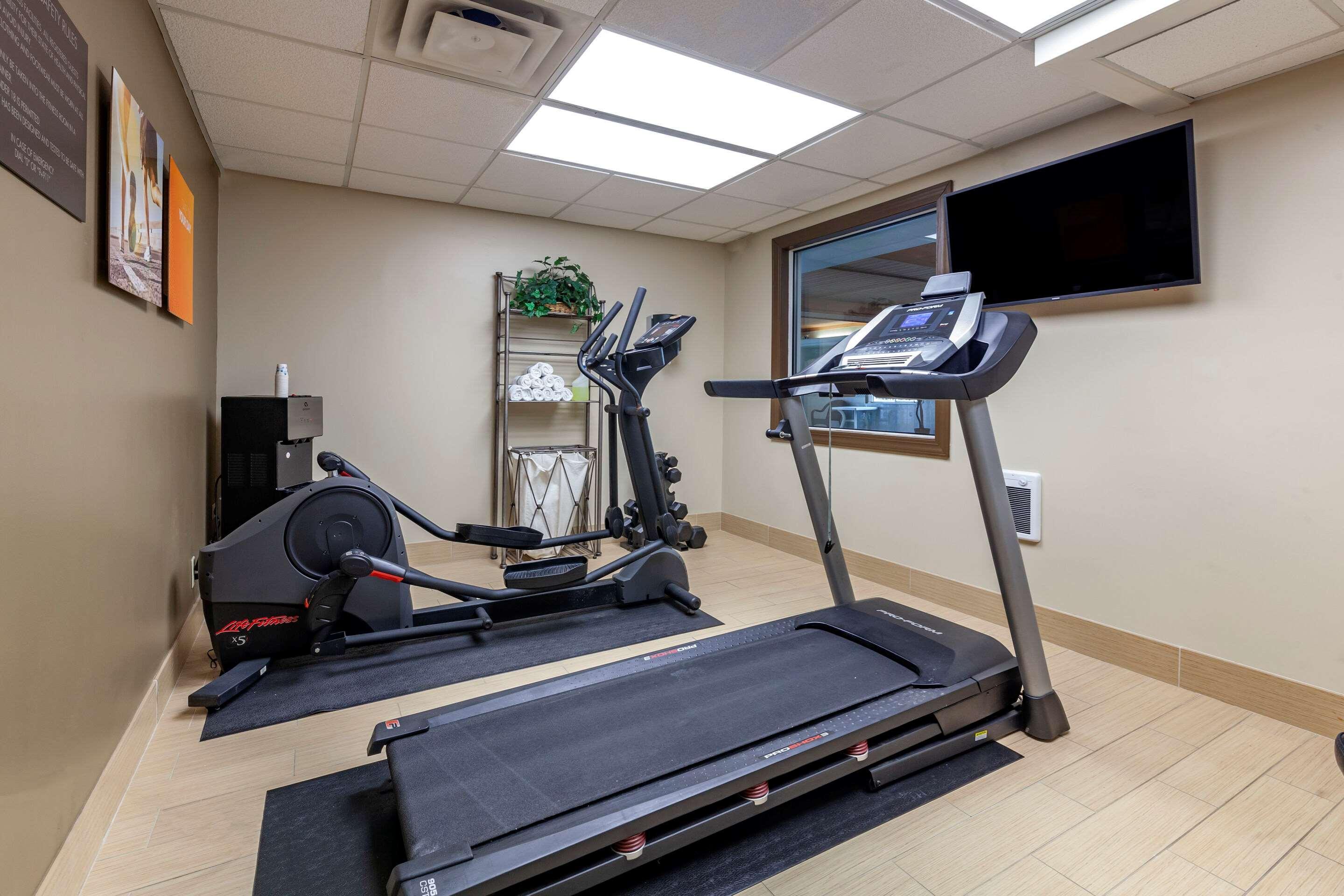 Comfort Inn & Suites Geneva- West Chicago Esterno foto