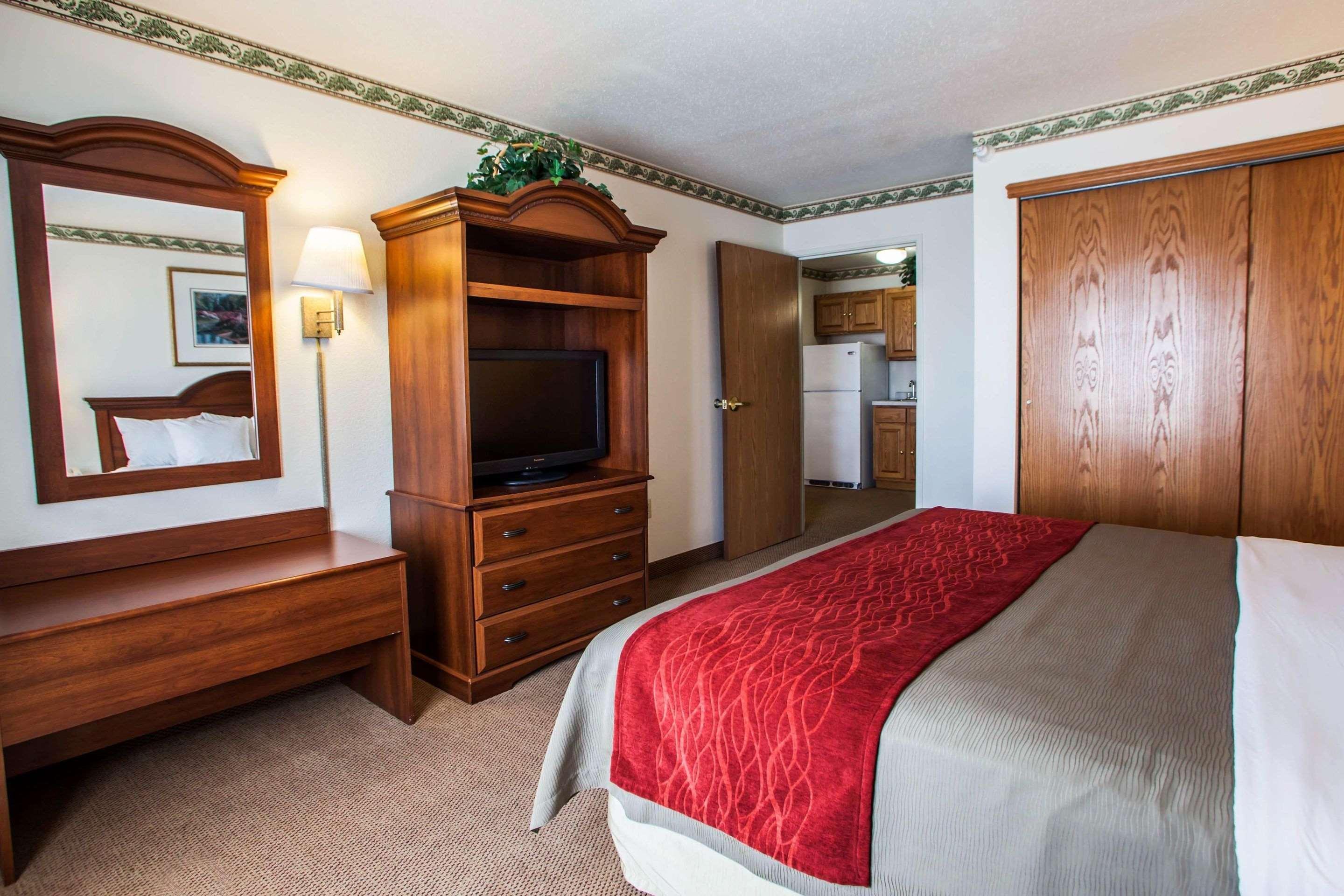 Comfort Inn & Suites Geneva- West Chicago Esterno foto