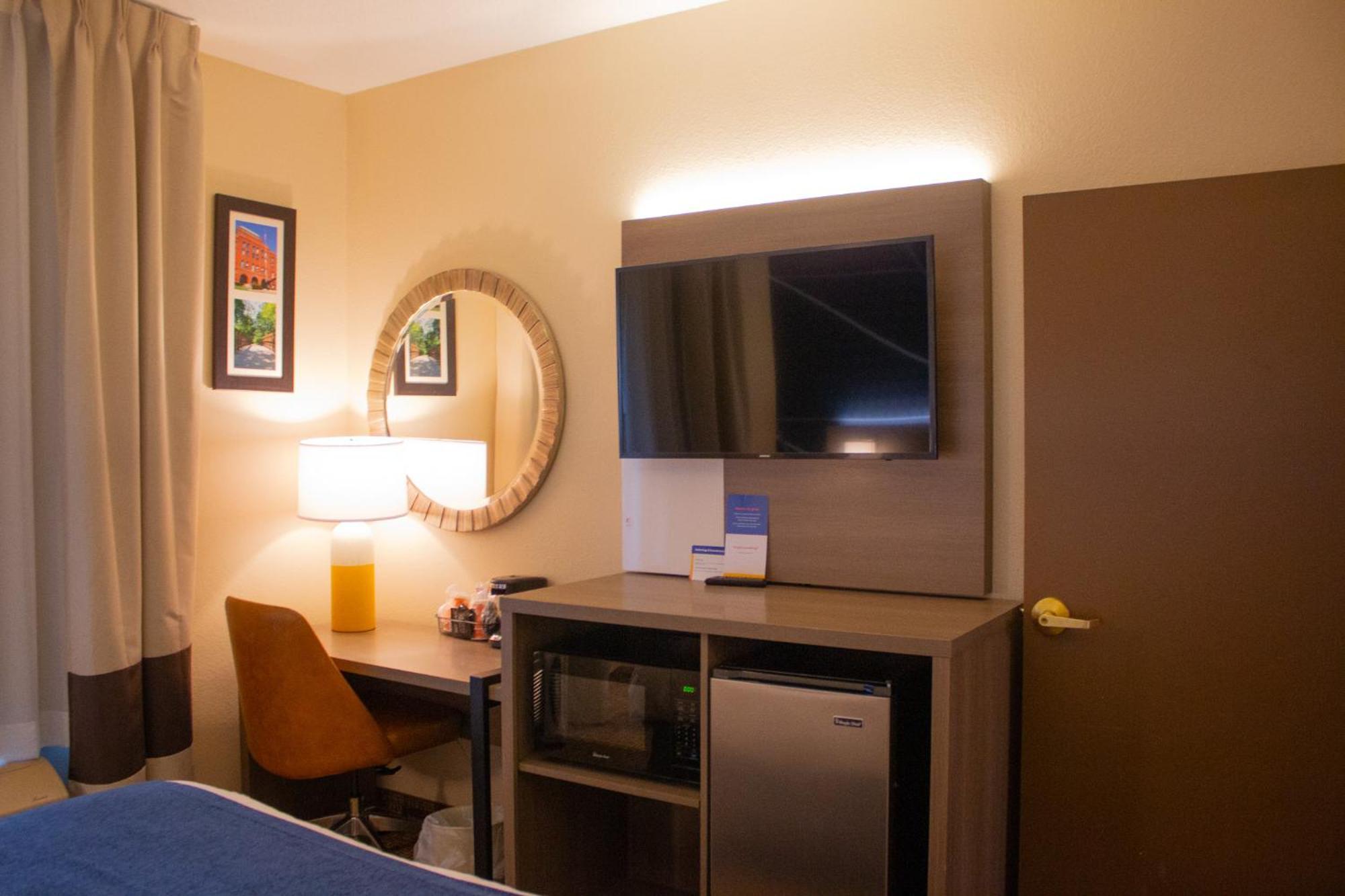 Comfort Inn & Suites Geneva- West Chicago Esterno foto