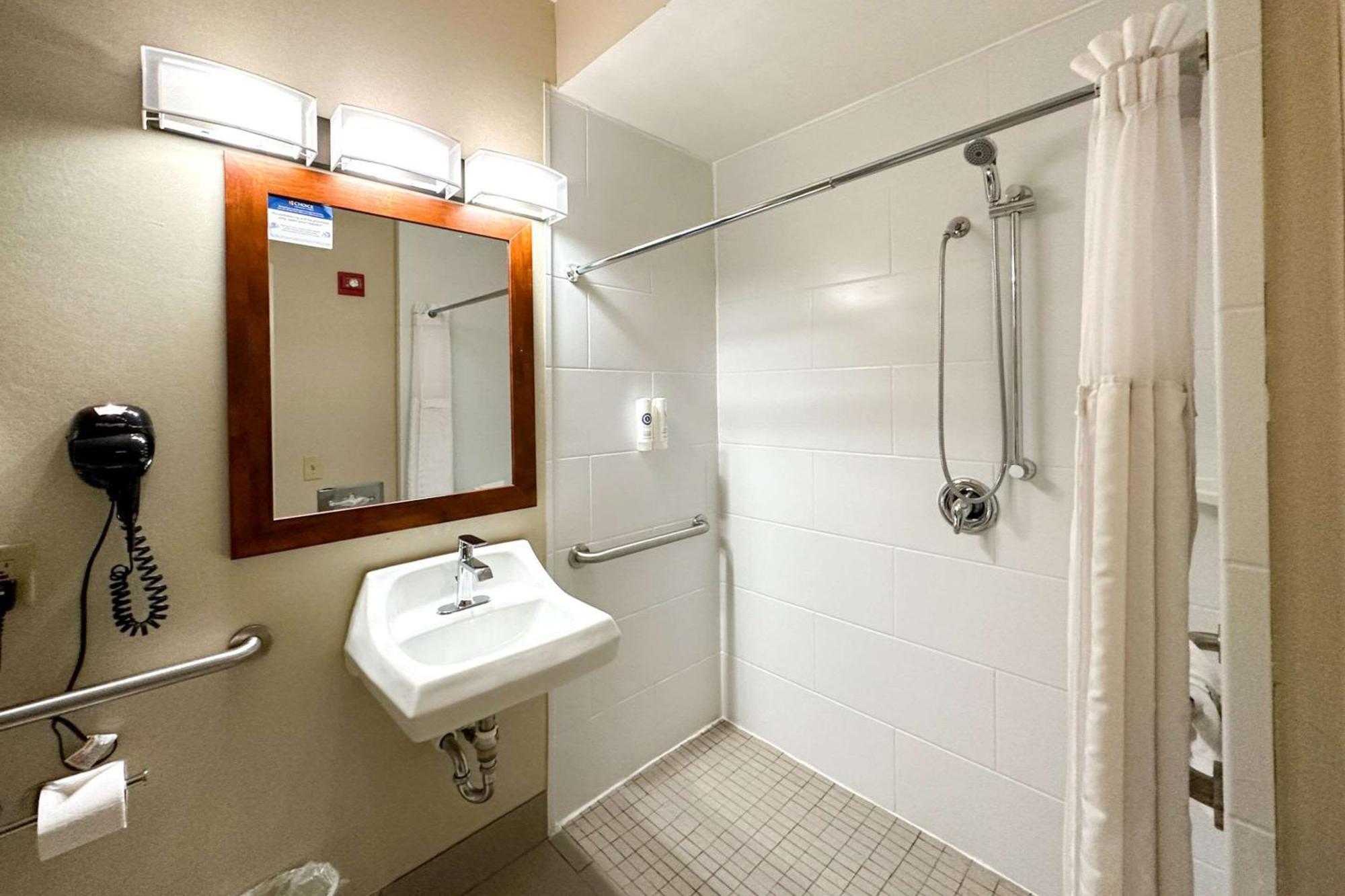 Comfort Inn & Suites Geneva- West Chicago Esterno foto